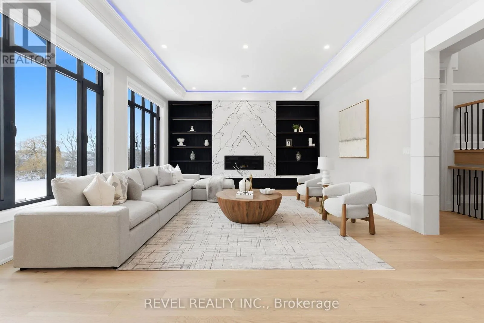 Closets & Living Spaces — Canada Elite Build Group