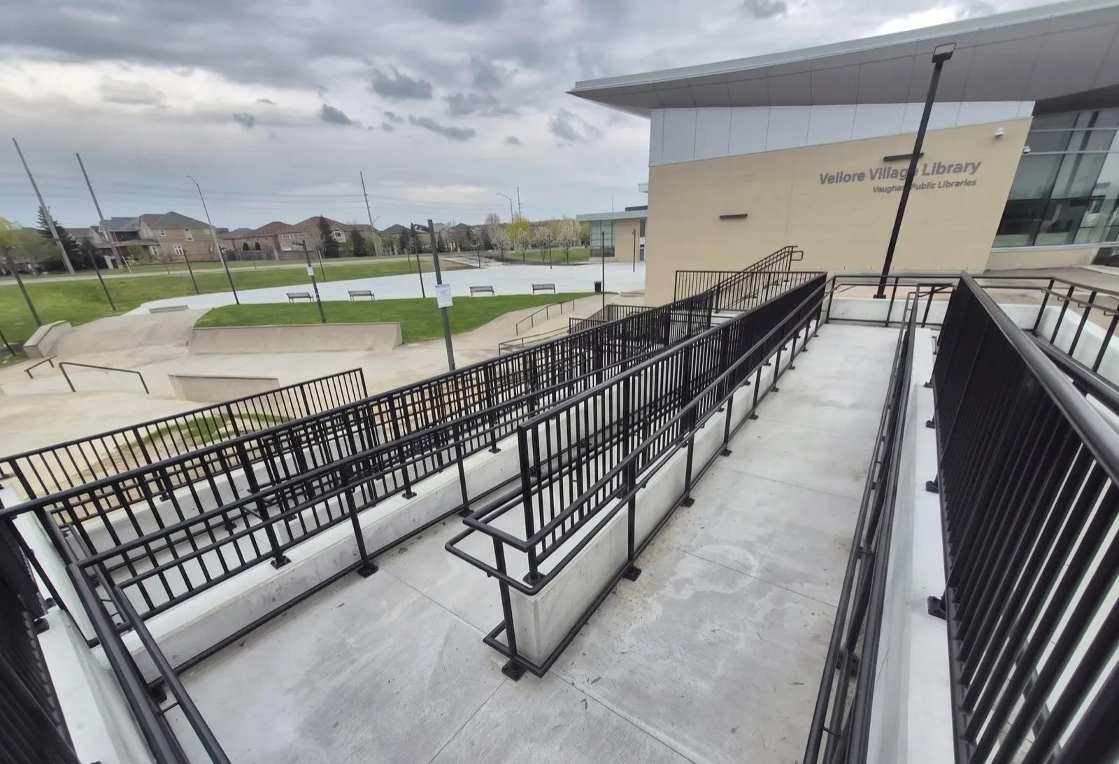 Commercial Railing — Canada Elite Build Group