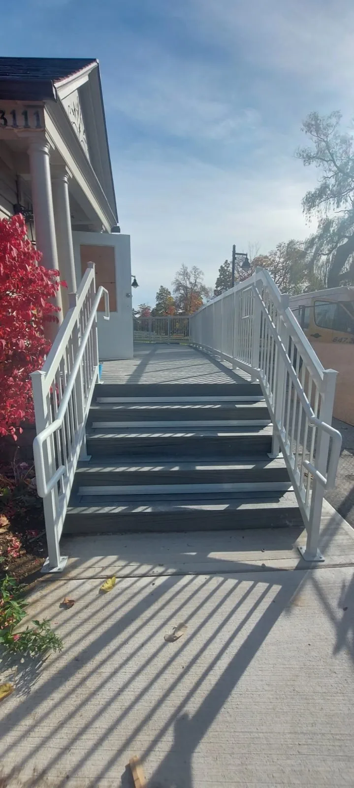 Commercial Railing — Canada Elite Build Group