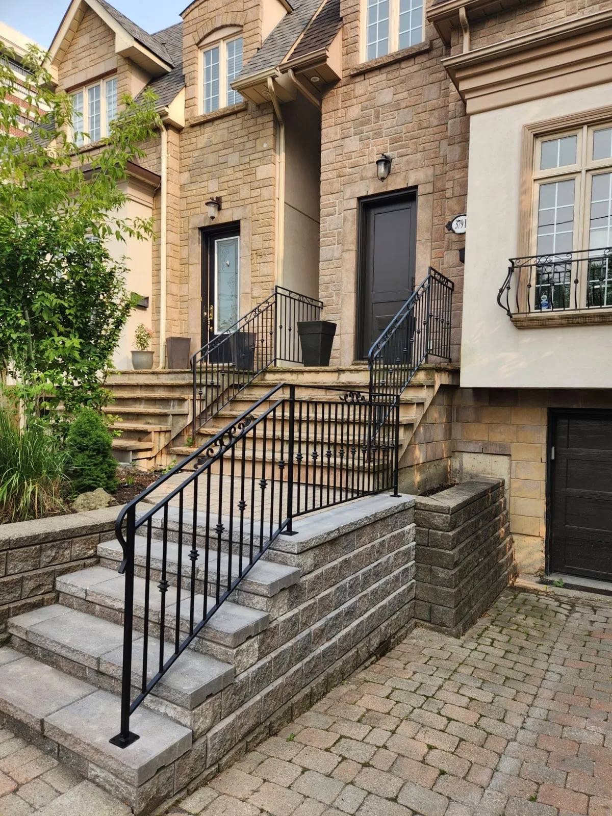 Exterior Railings — Canada Elite Build Group