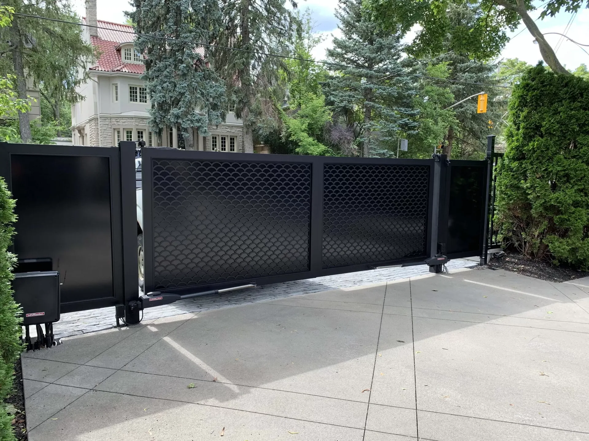 Fences & Gates — Canada Elite Build Group