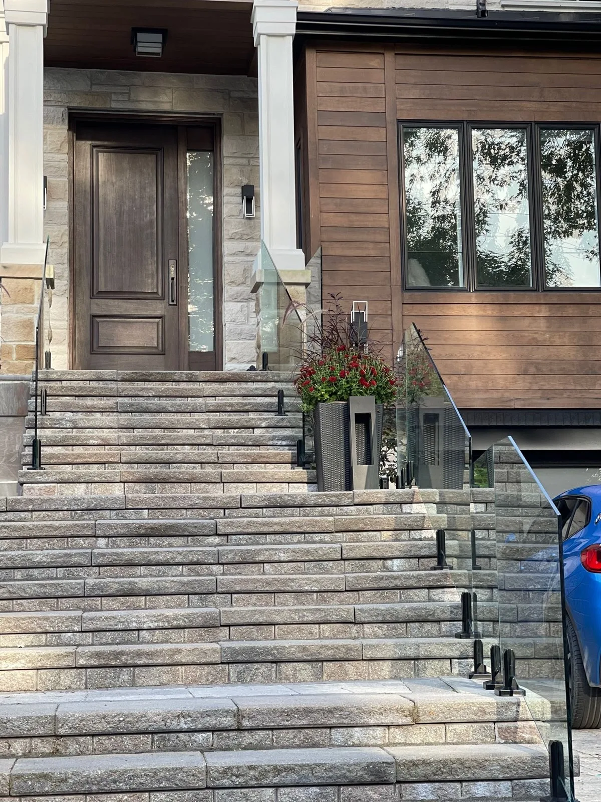 Exterior Railings — Canada Elite Build Group
