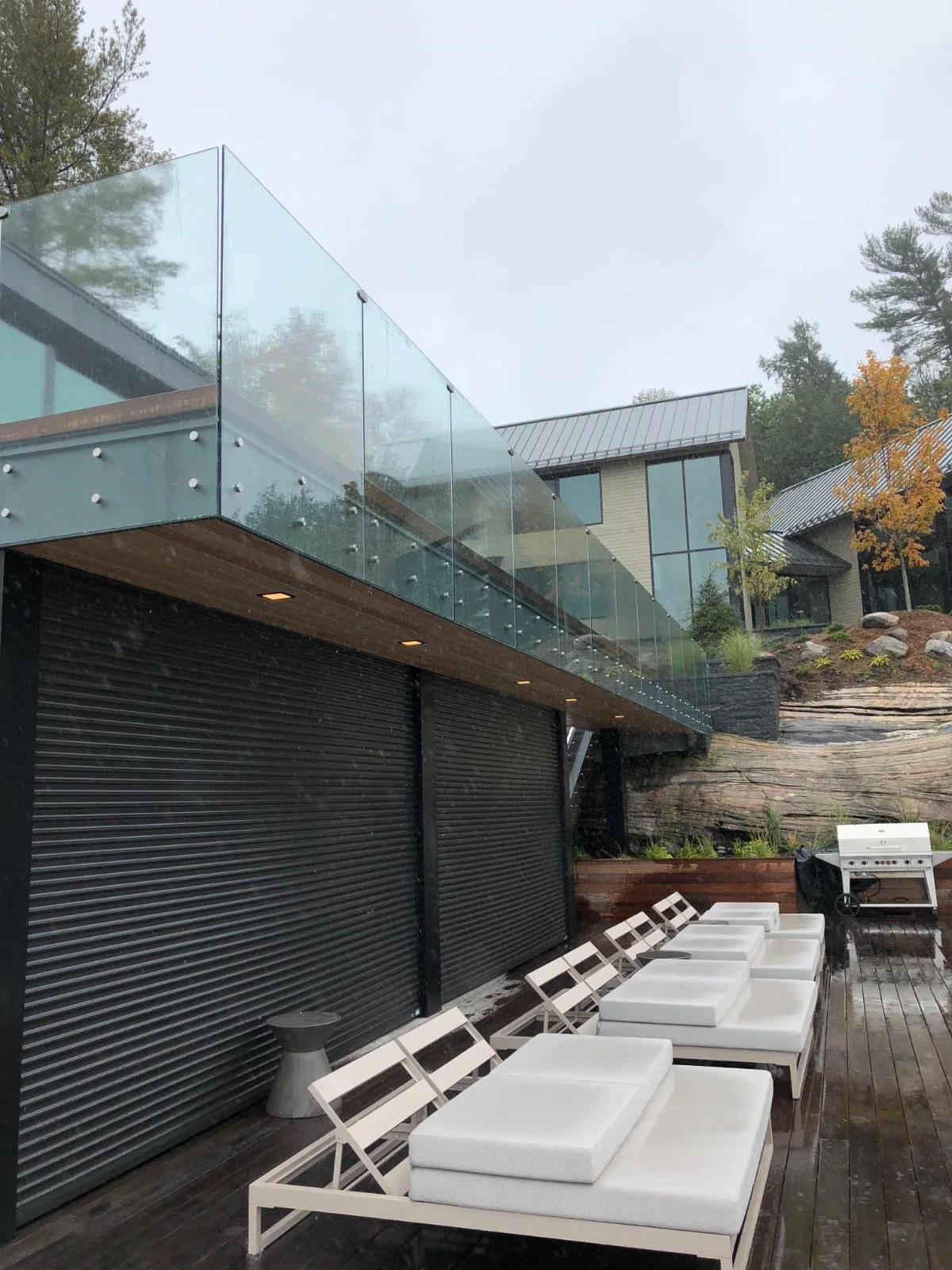 Exterior Railings — Canada Elite Build Group