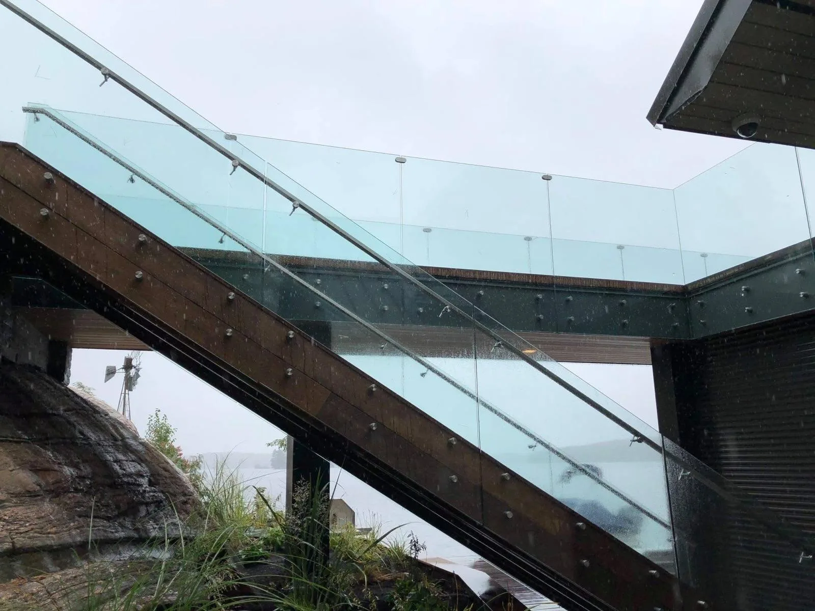 Exterior Railings — Canada Elite Build Group