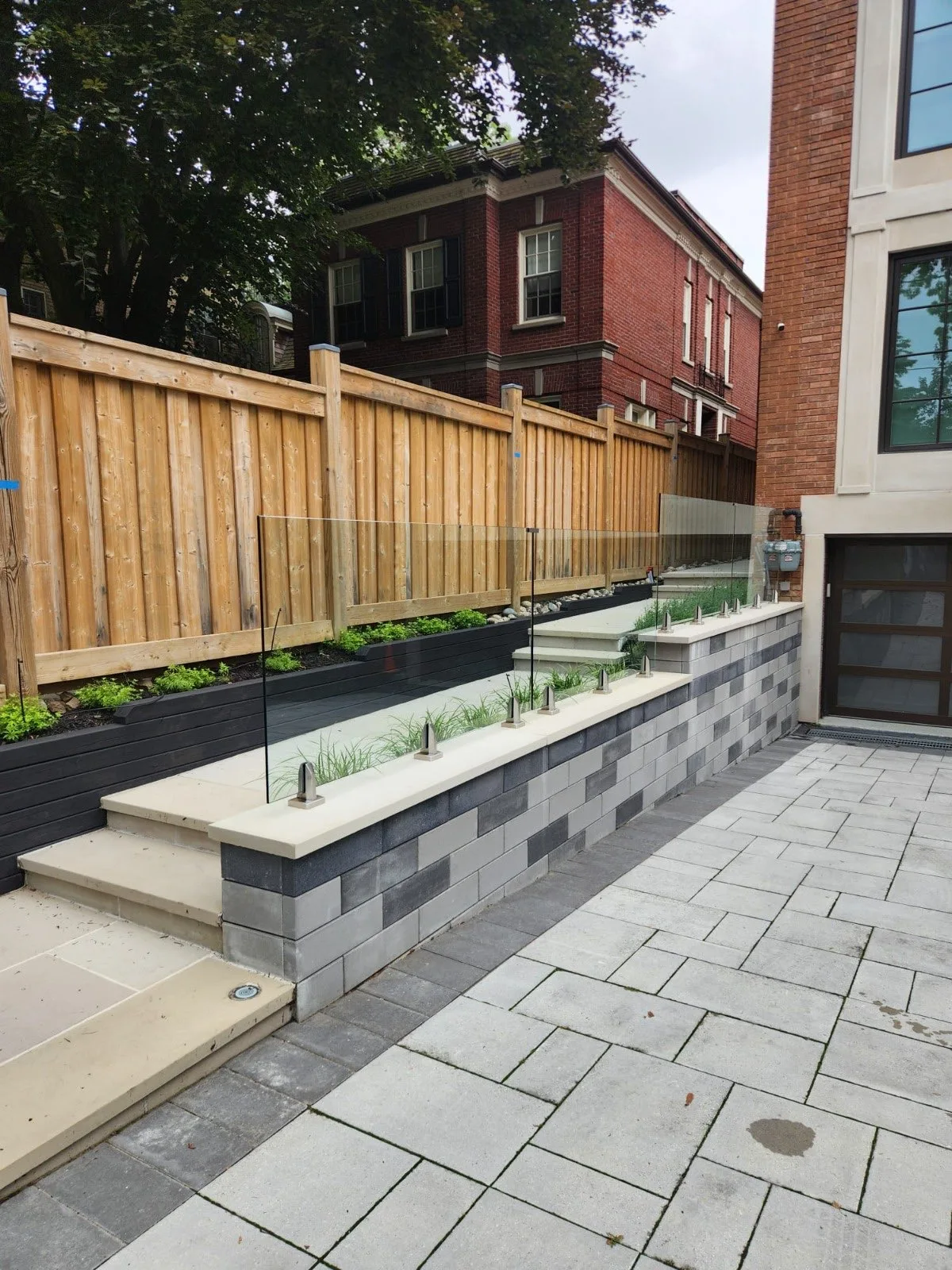 Exterior Railings — Canada Elite Build Group