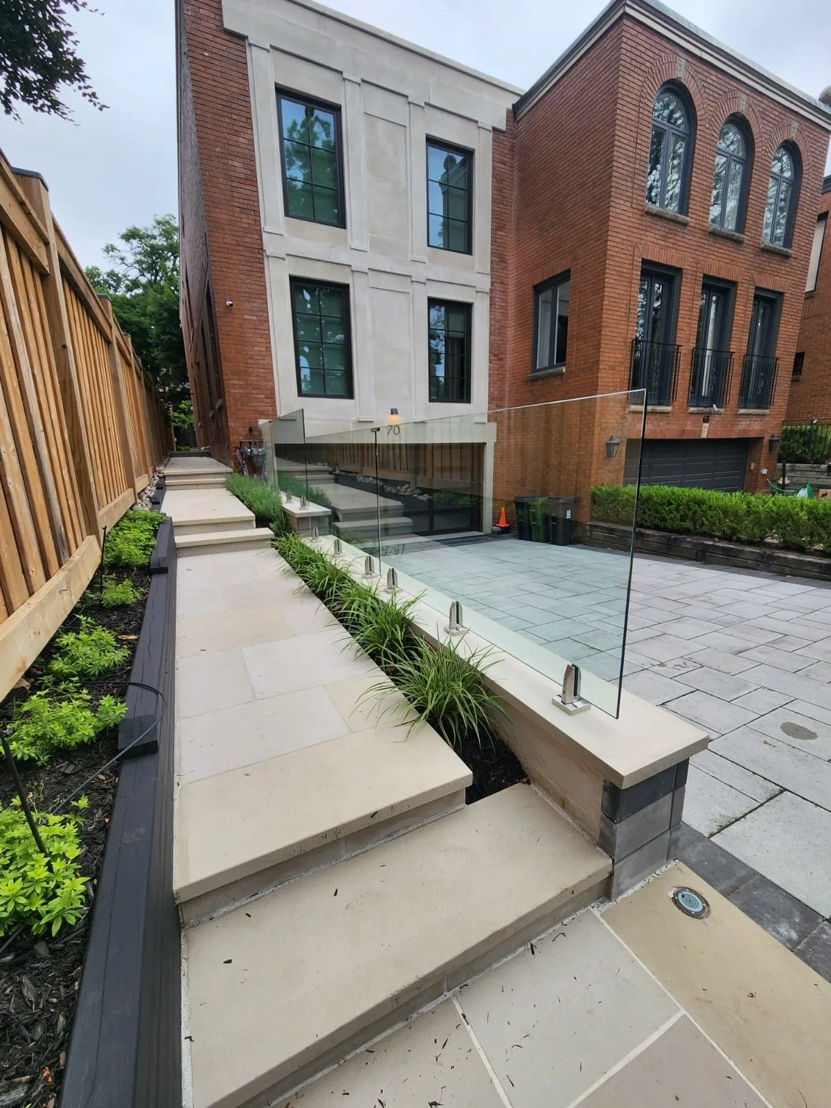 Exterior Railings — Canada Elite Build Group