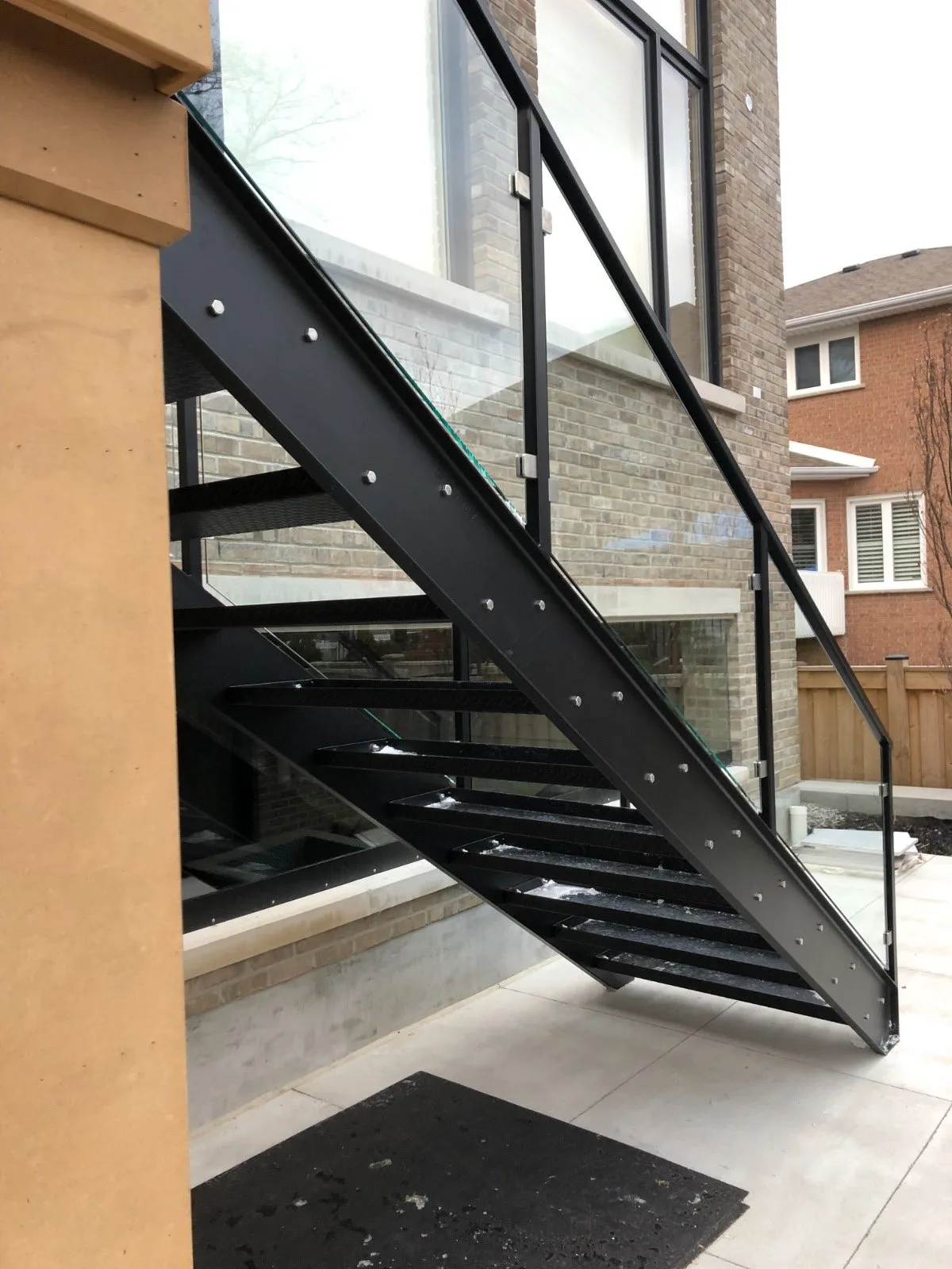 Exterior Railings — Canada Elite Build Group