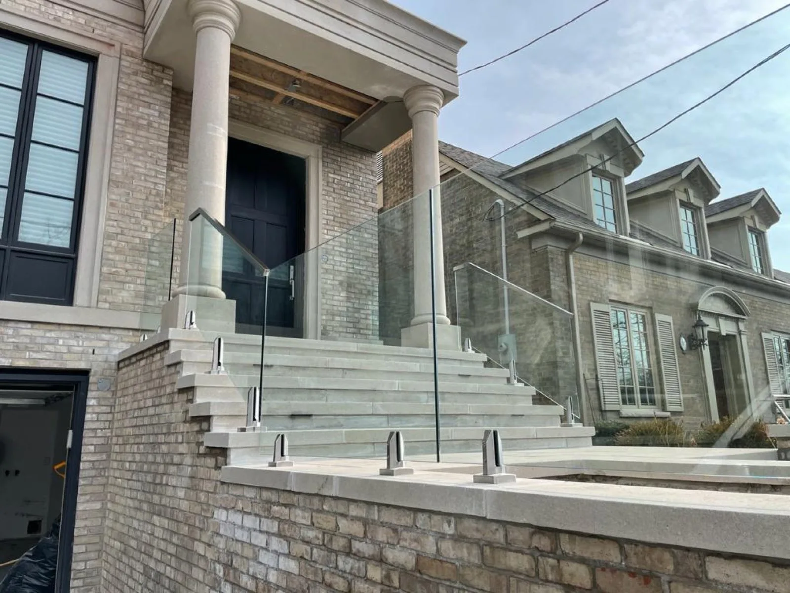 Exterior Railings — Canada Elite Build Group