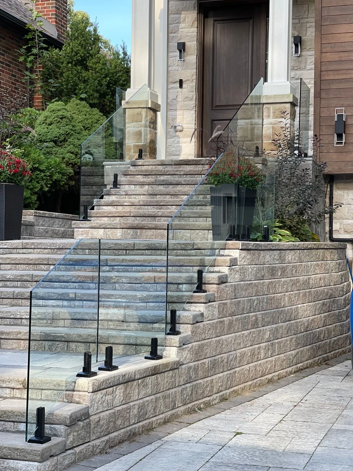 Exterior Railings — Canada Elite Build Group
