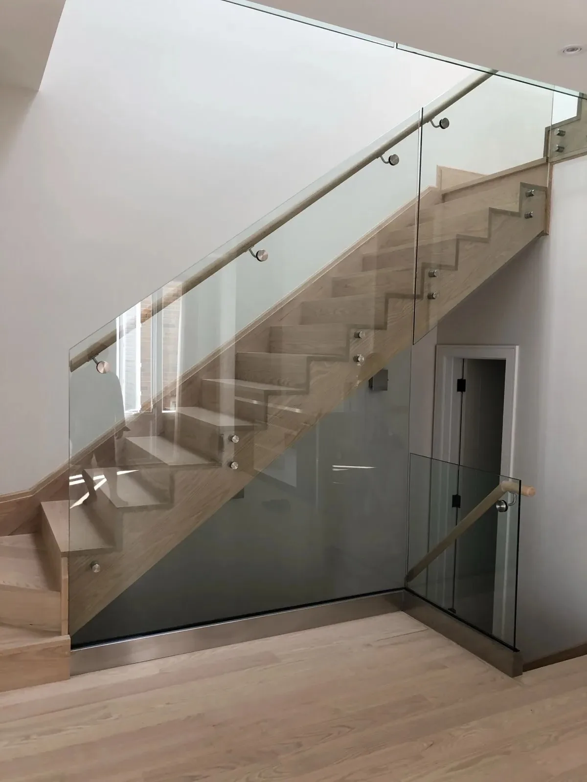 Interior Railings — Canada Elite Build Group